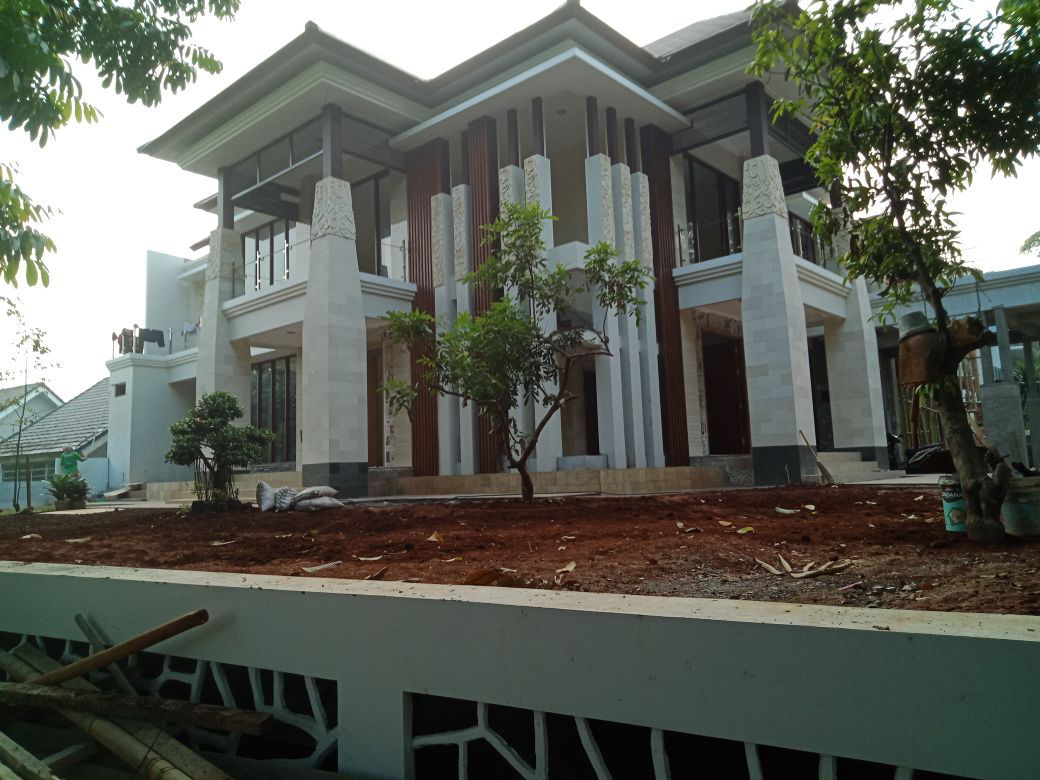 Progress Pembangunan Rumah Style Villa Bali Tropis Ibu Dewi di Jakarta Selatan 5